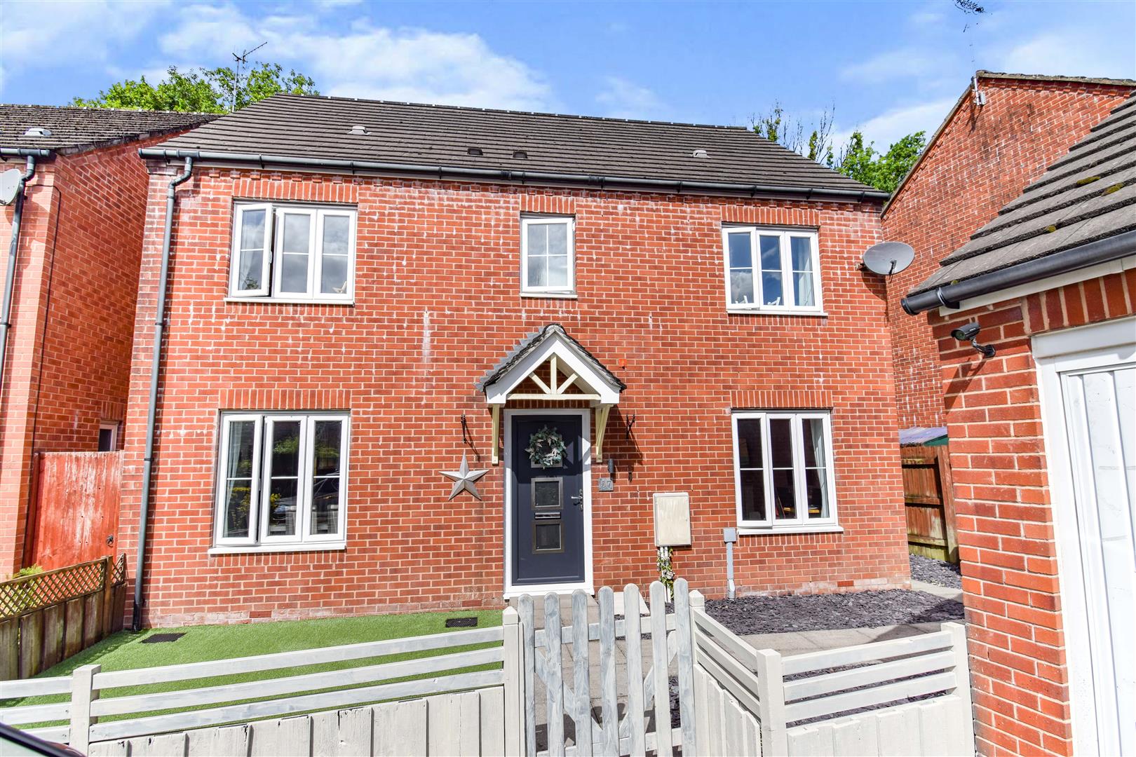 Bluebell View, Llanbradach, Caerphilly, CF83 3GU Brinsons